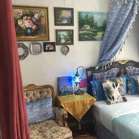 Casa 1808 *